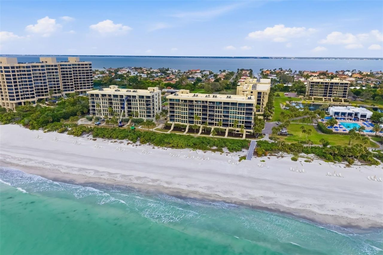 1135 Gulf Of Mexico Drive, Unit 502, Longboat Key, FL 34228 Photo