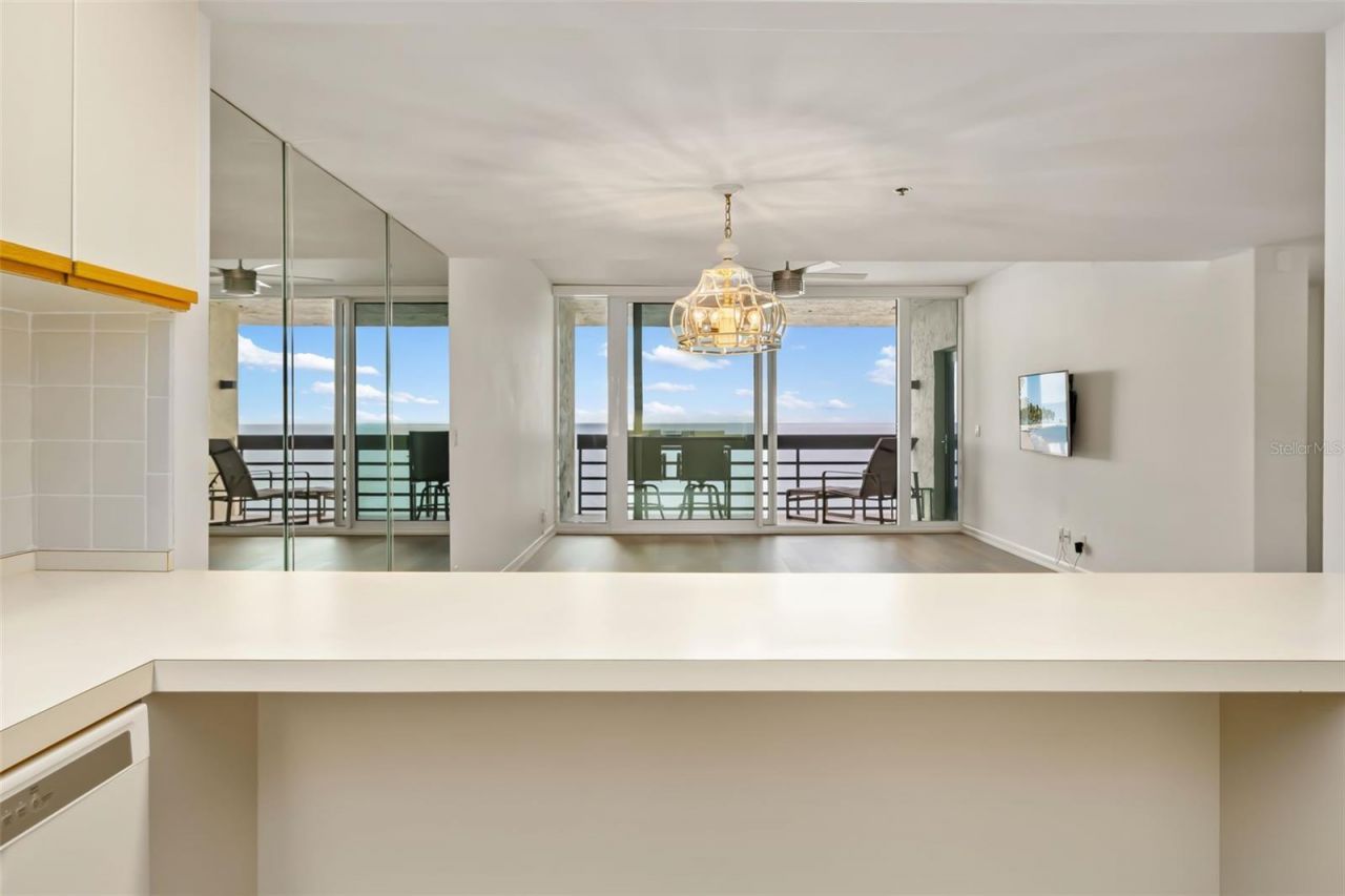 1135 Gulf Of Mexico Drive, Unit 502, Longboat Key, FL 34228 Photo