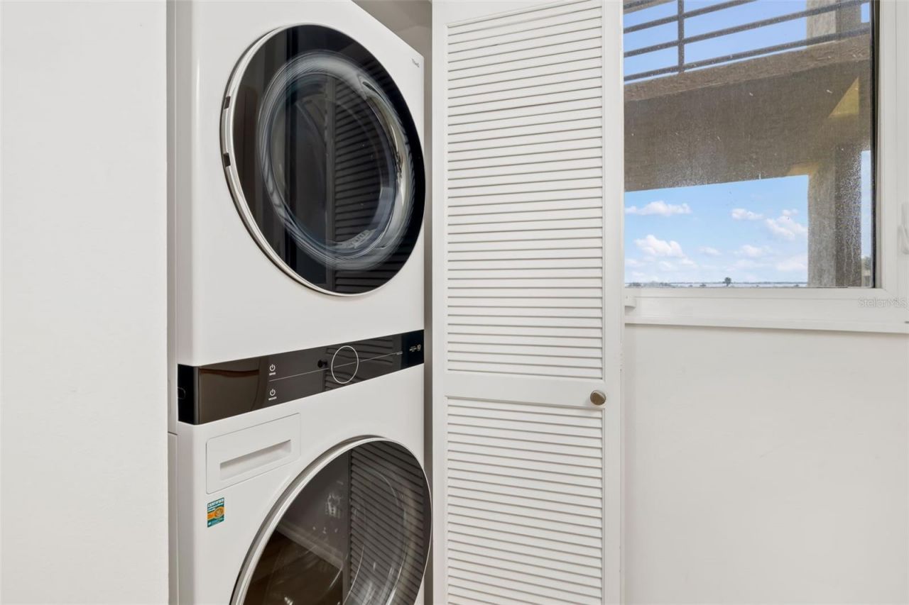 1135 Gulf Of Mexico Drive, Unit 502, Longboat Key, FL 34228 Photo