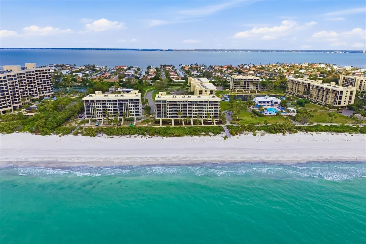 1135 Gulf Of Mexico Drive, Unit 502, Longboat Key, FL 34228 Photo
