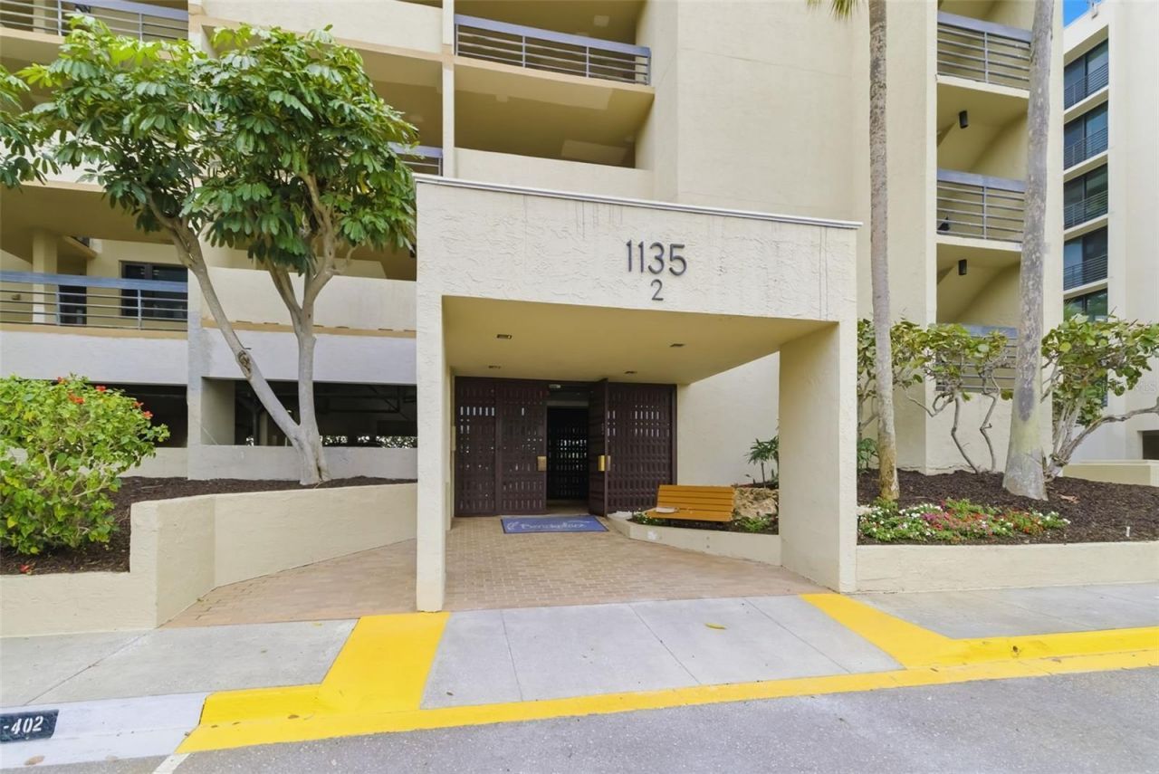 1135 Gulf Of Mexico Drive, Unit 502, Longboat Key, FL 34228 Photo