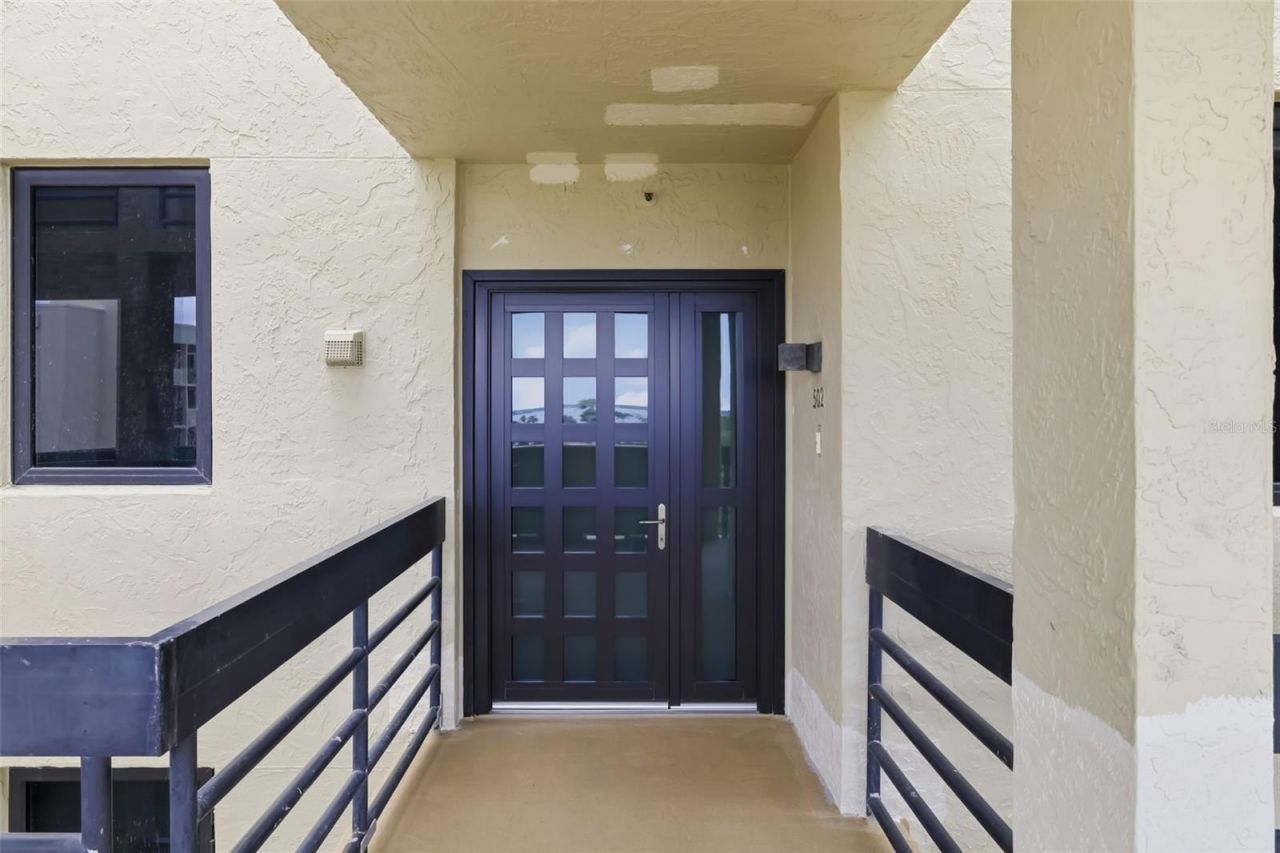 1135 Gulf Of Mexico Drive, Unit 502, Longboat Key, FL 34228 Photo