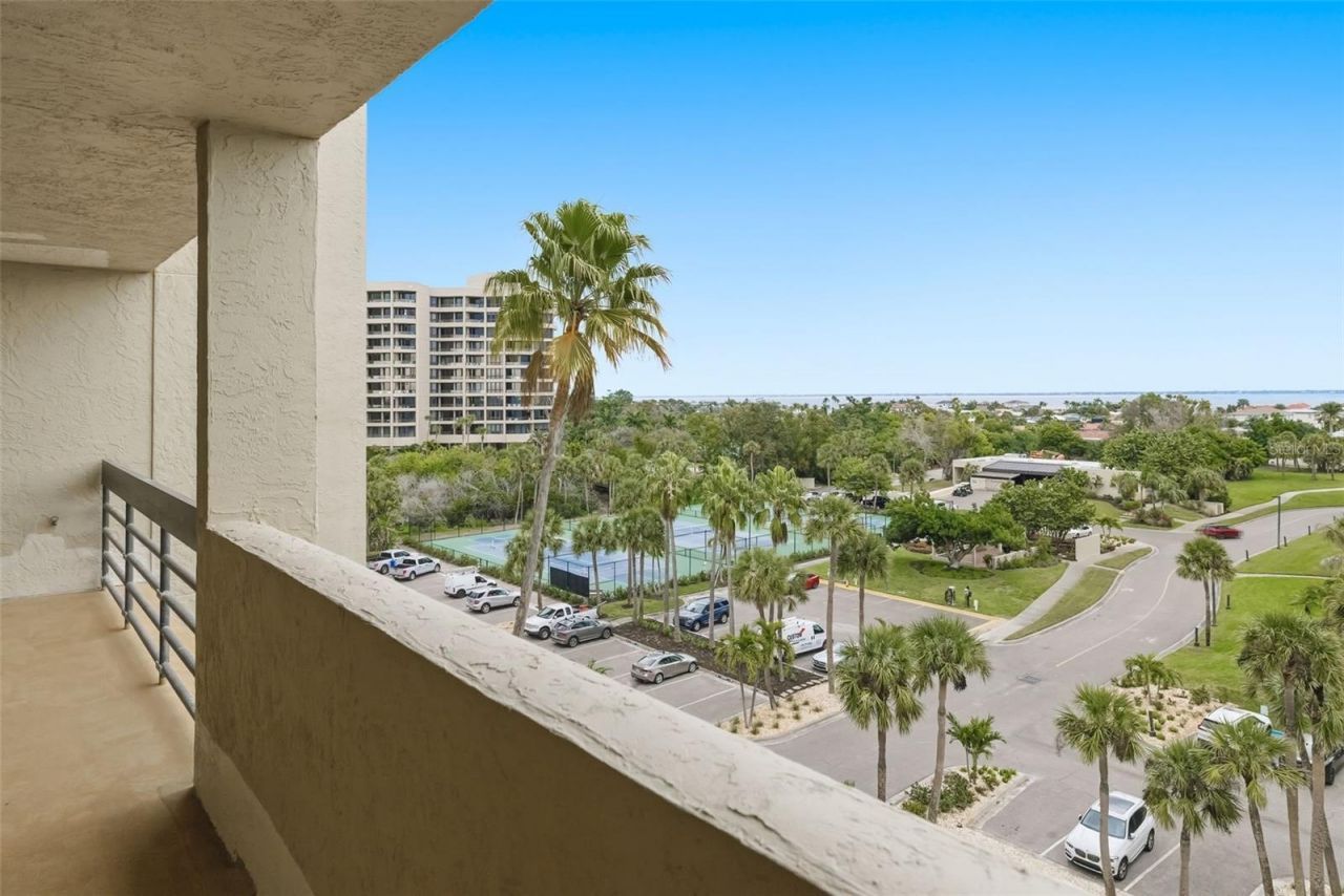 1135 Gulf Of Mexico Drive, Unit 502, Longboat Key, FL 34228 Photo