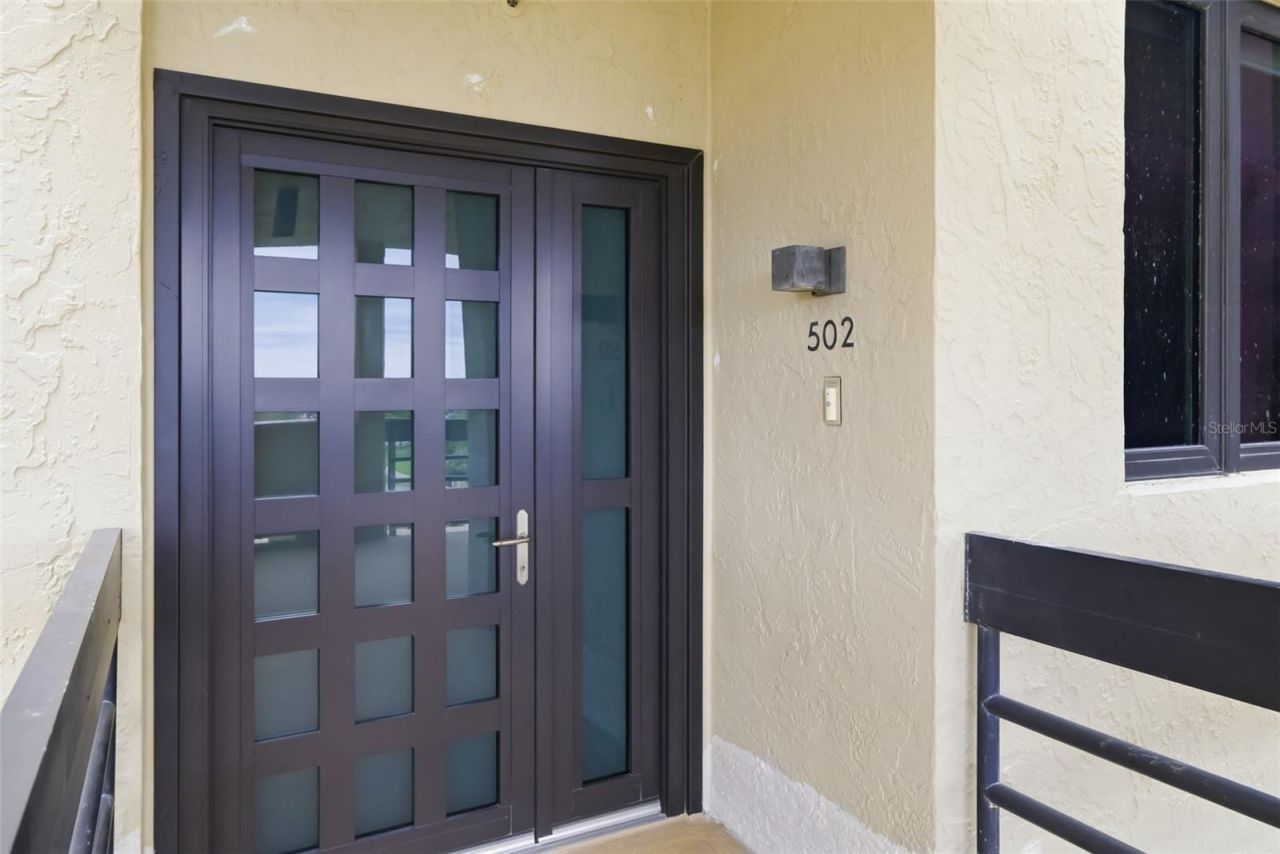 1135 Gulf Of Mexico Drive, Unit 502, Longboat Key, FL 34228 Photo