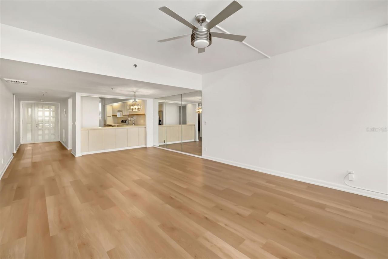 1135 Gulf Of Mexico Drive, Unit 502, Longboat Key, FL 34228 Photo