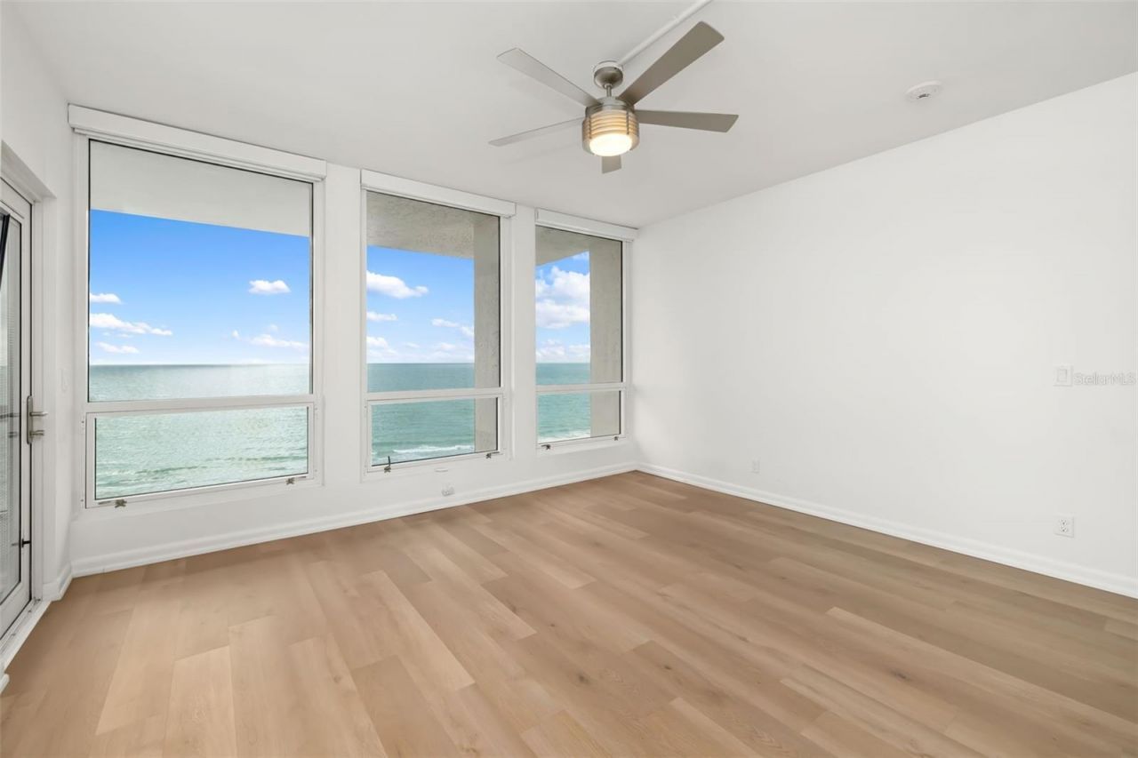 1135 Gulf Of Mexico Drive, Unit 502, Longboat Key, FL 34228 Photo