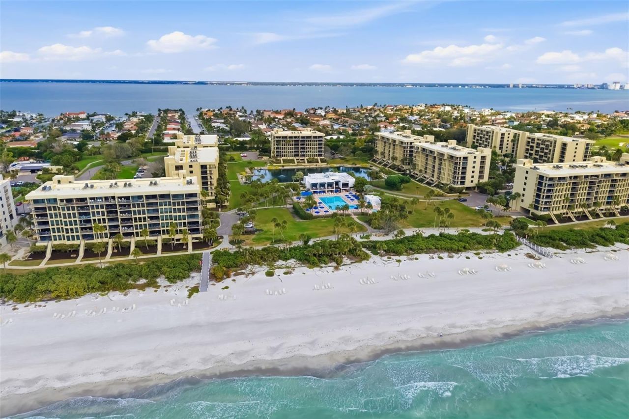 1135 Gulf Of Mexico Drive, Unit 502, Longboat Key, FL 34228 Photo