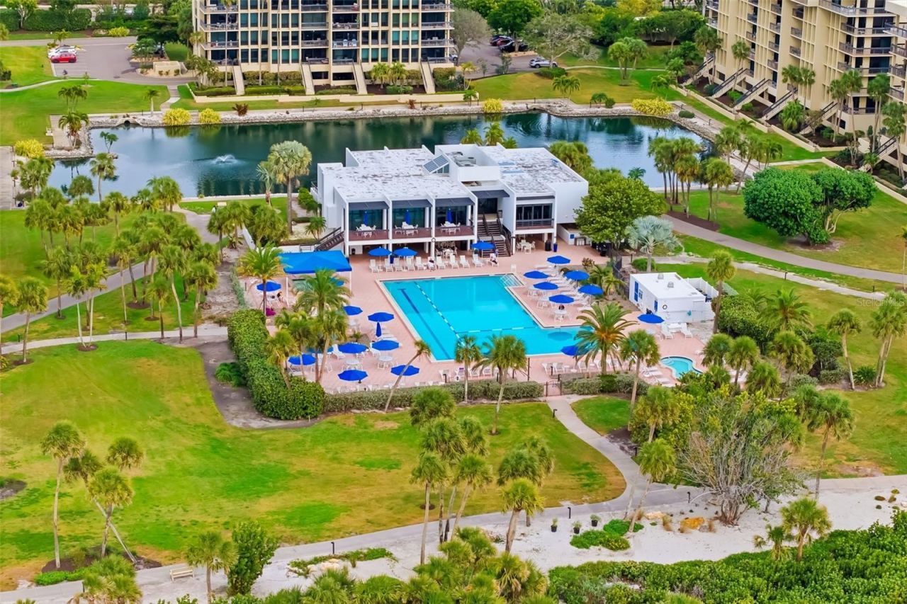 1135 Gulf Of Mexico Drive, Unit 502, Longboat Key, FL 34228 Photo