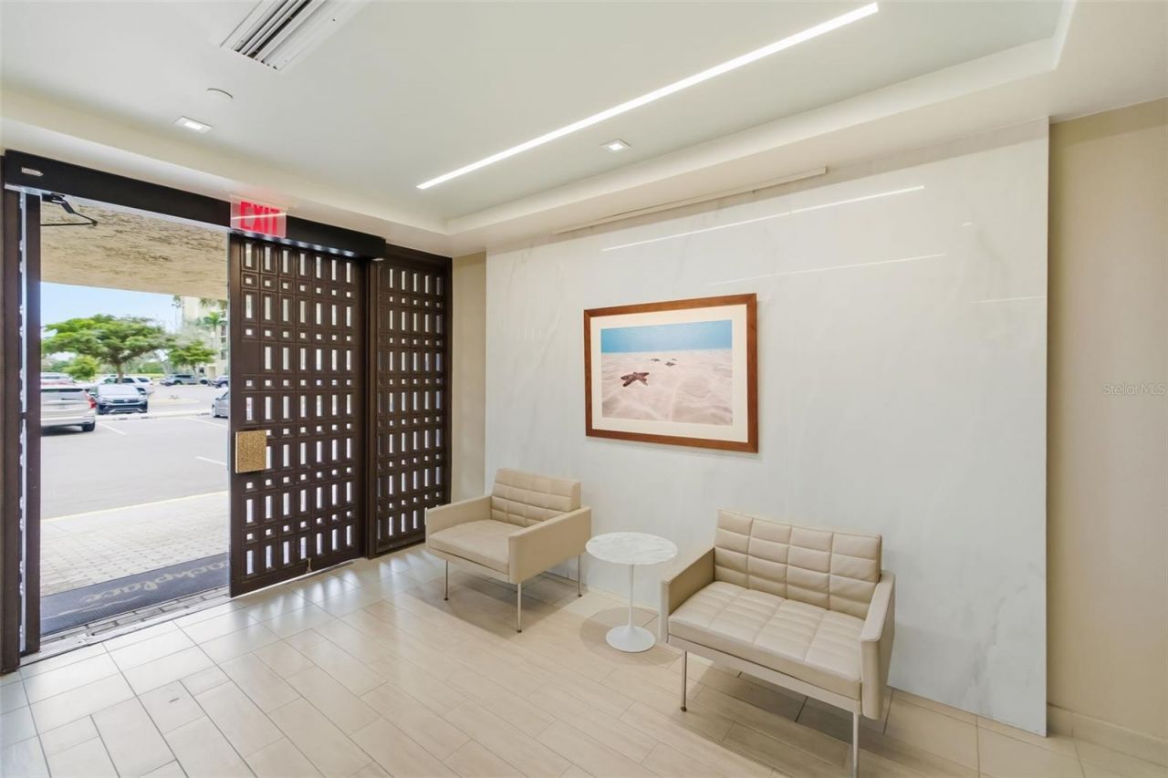 1135 Gulf Of Mexico Drive, Unit 502, Longboat Key, FL 34228 Photo