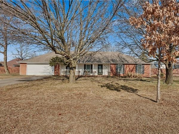 936 Quail Run, Springdale, AR 72764