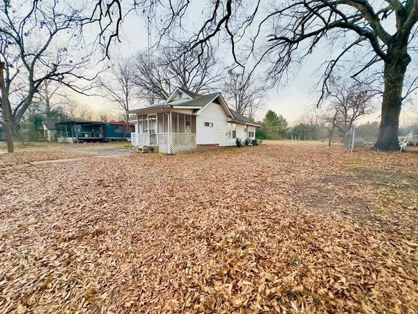 424 W Blackbourn Street, Hawkins, TX 75765