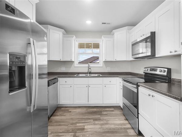 5294 Hubble Cove, Jackson, MO 63755