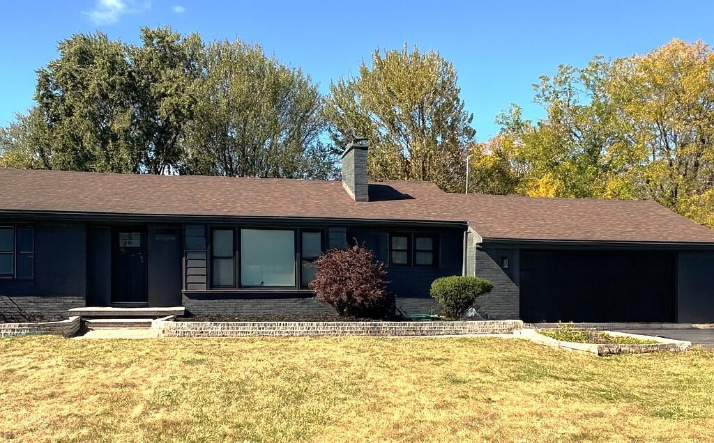 5681 Houghten Drive, Troy, MI 48098 Main Photo