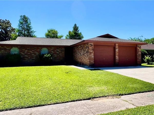 1720 GREENWOOD Drive, LaPlace, LA 70068