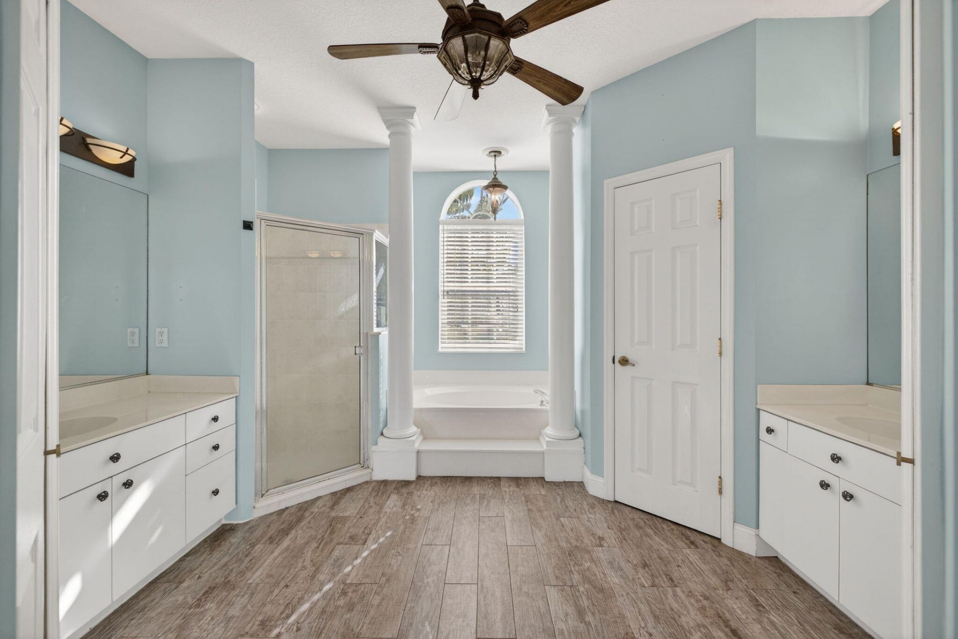 539 SE Nome Drive, Port Saint Lucie, FL 34984 Photo