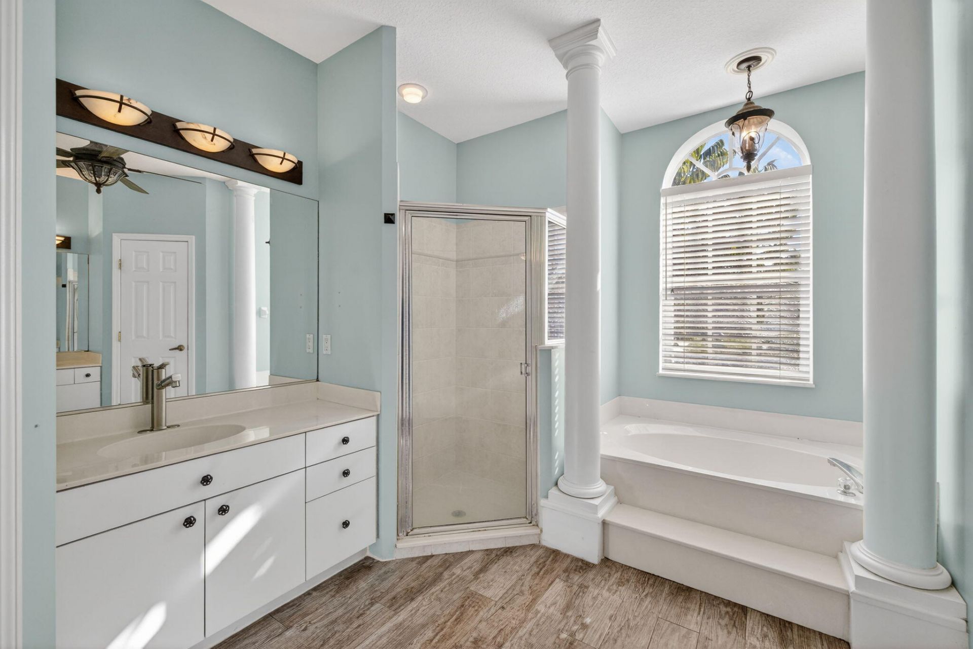 539 SE Nome Drive, Port Saint Lucie, FL 34984 Photo