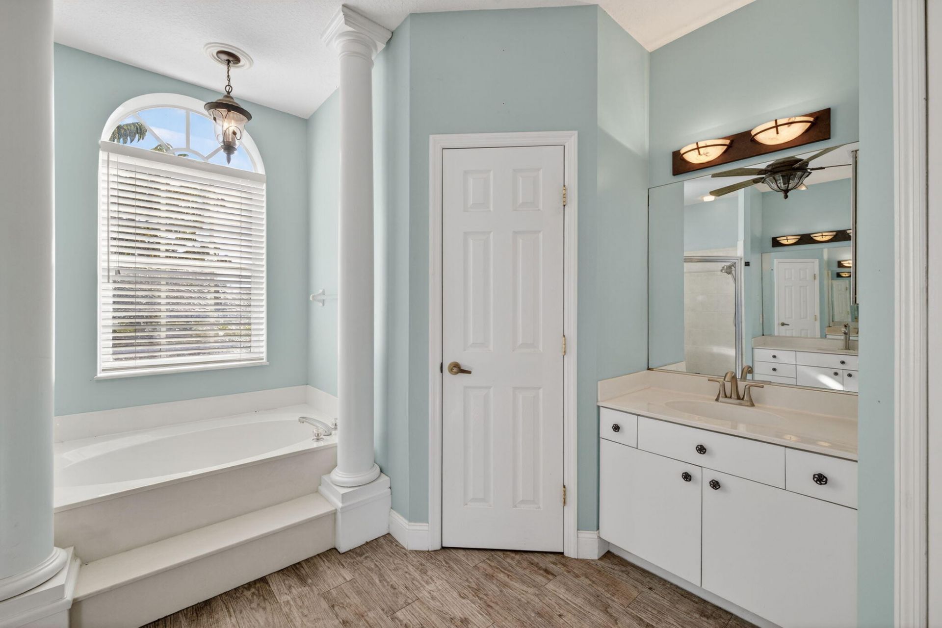 539 SE Nome Drive, Port Saint Lucie, FL 34984 Photo