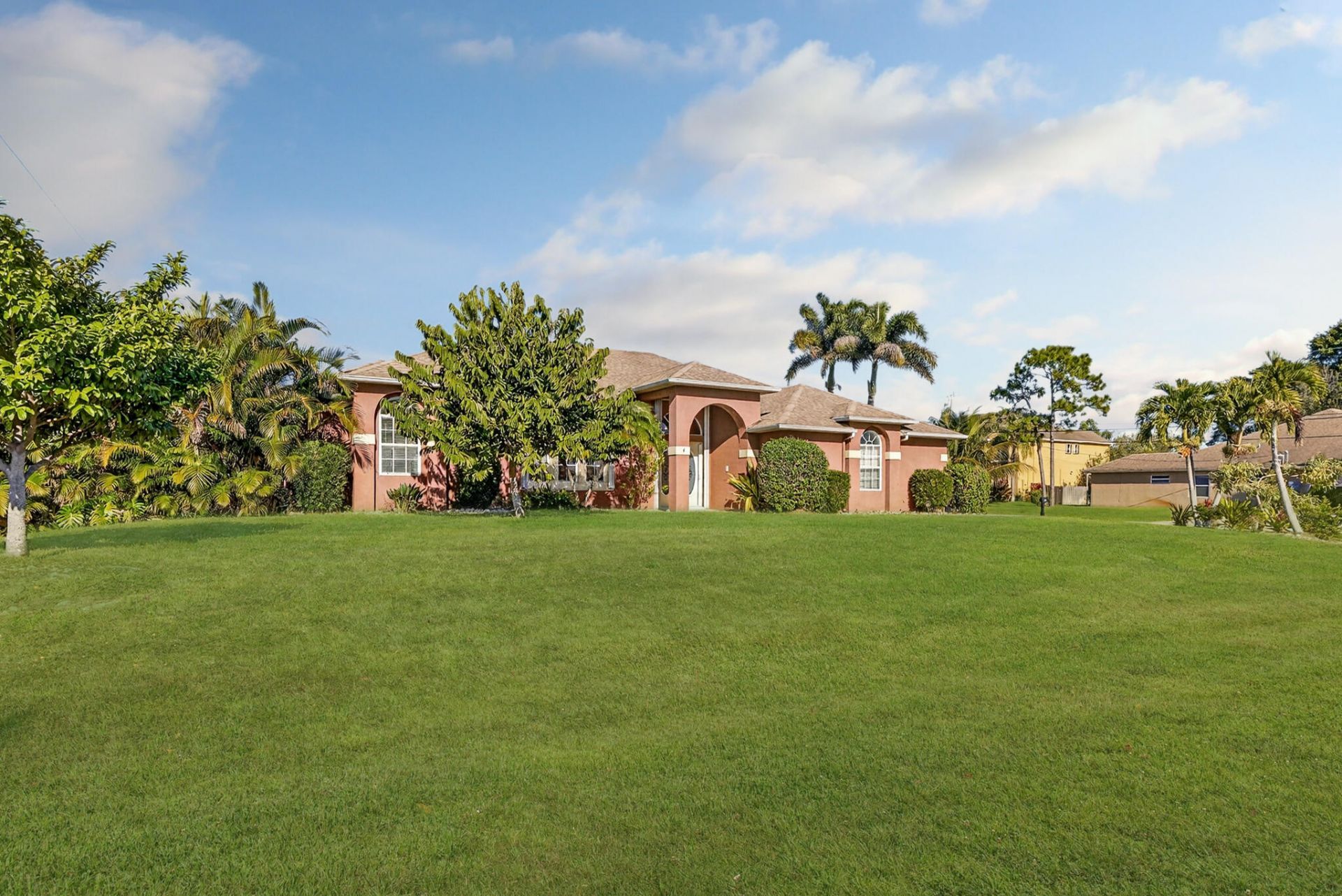 539 SE Nome Drive, Port Saint Lucie, FL 34984 Photo