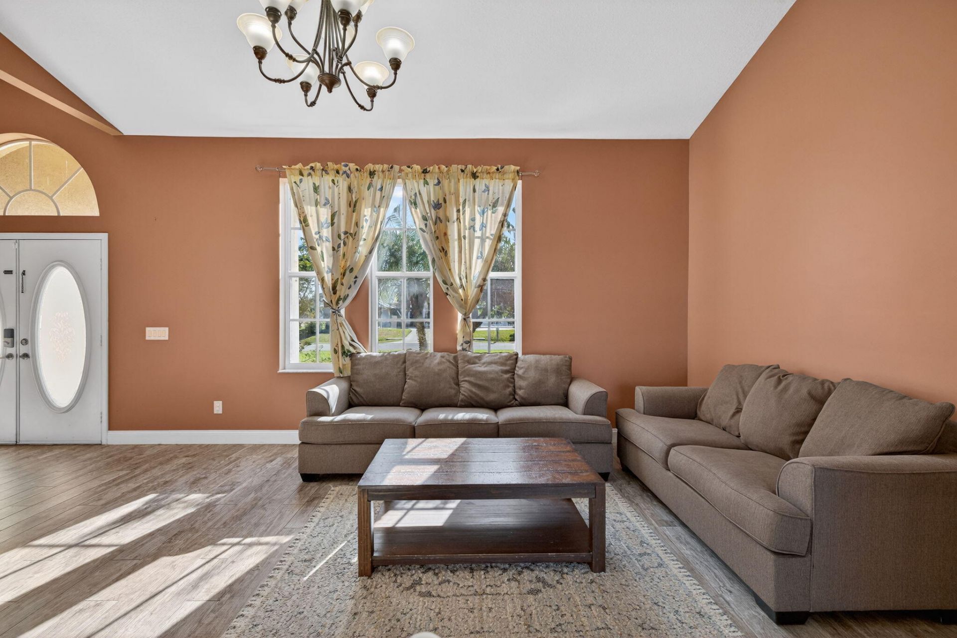 539 SE Nome Drive, Port Saint Lucie, FL 34984 Photo