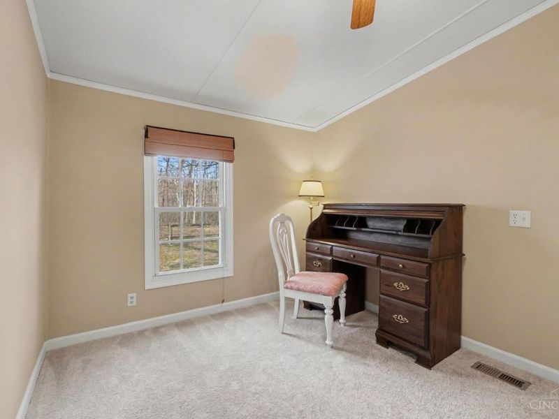 1571 Crosstown Road, Sterling Twp, OH 45176 Photo 11