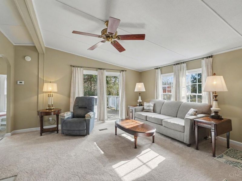 1571 Crosstown Road, Sterling Twp, OH 45176 Photo 5