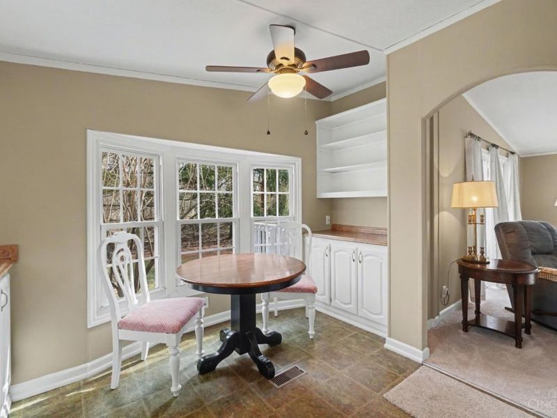 1571 Crosstown Road, Sterling Twp, OH 45176 Photo 7