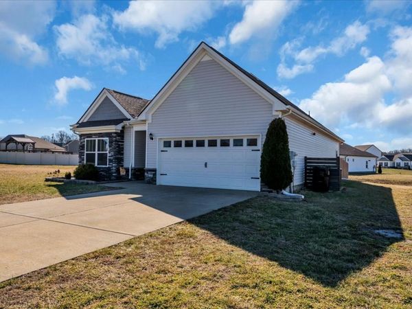209 Windyhill St, Murfreesboro, TN 37129