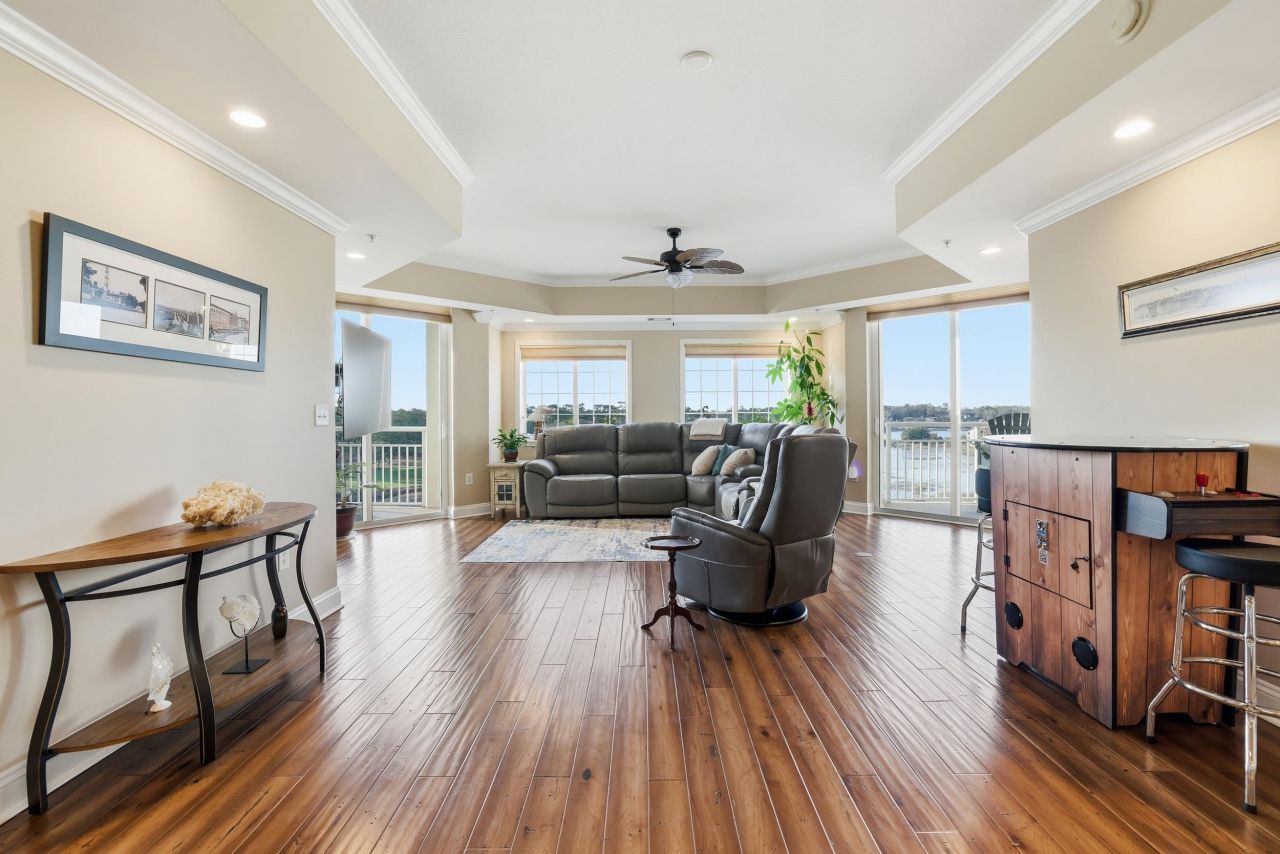 9547 Edgerton Dr. Photo 14