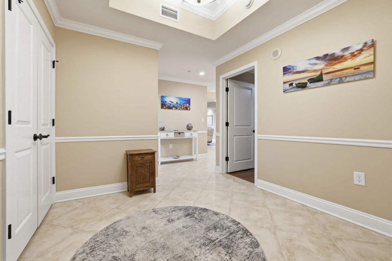 9547 Edgerton Dr. Photo 4