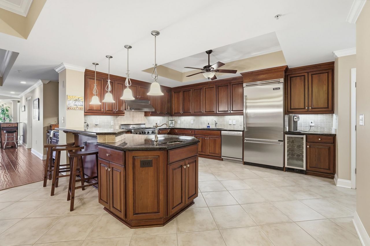 9547 Edgerton Dr. Photo 6