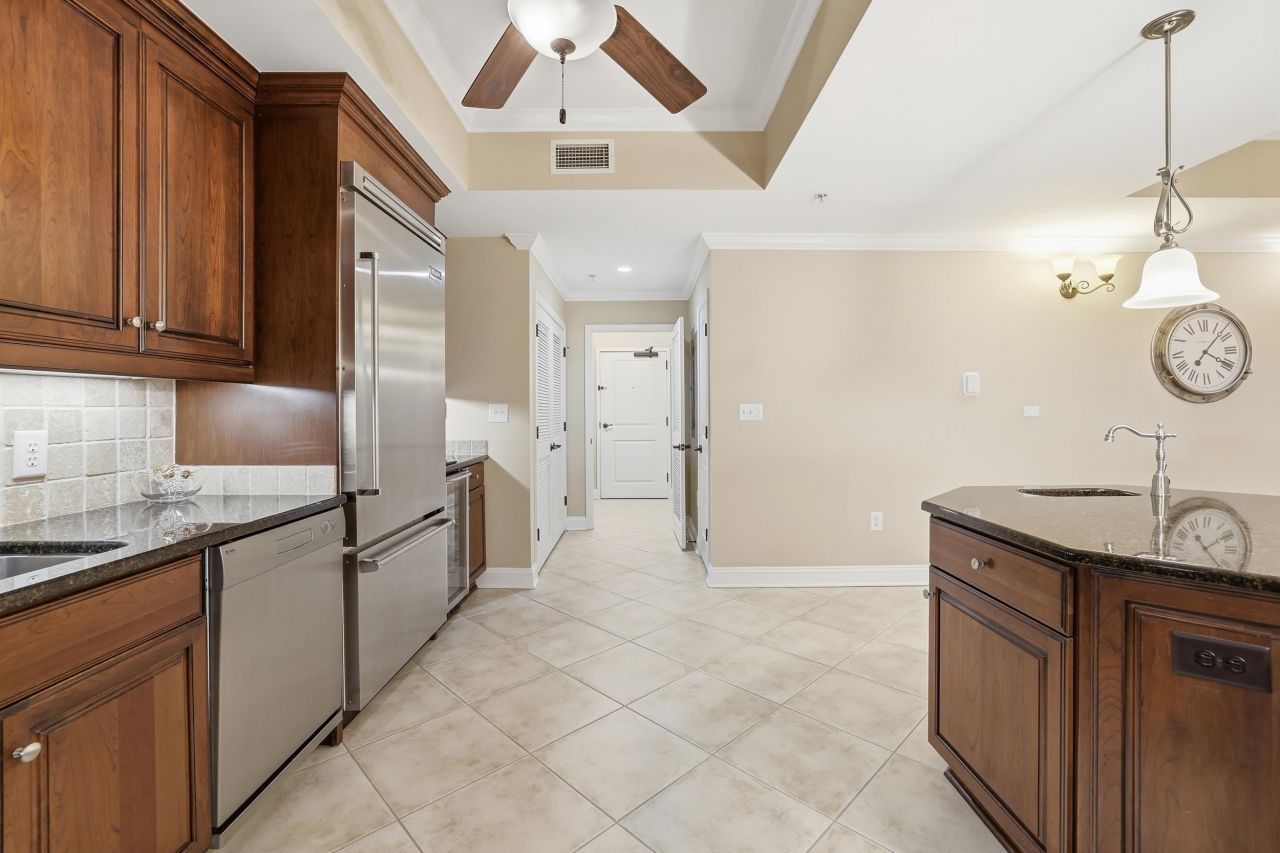 9547 Edgerton Dr. Photo 8