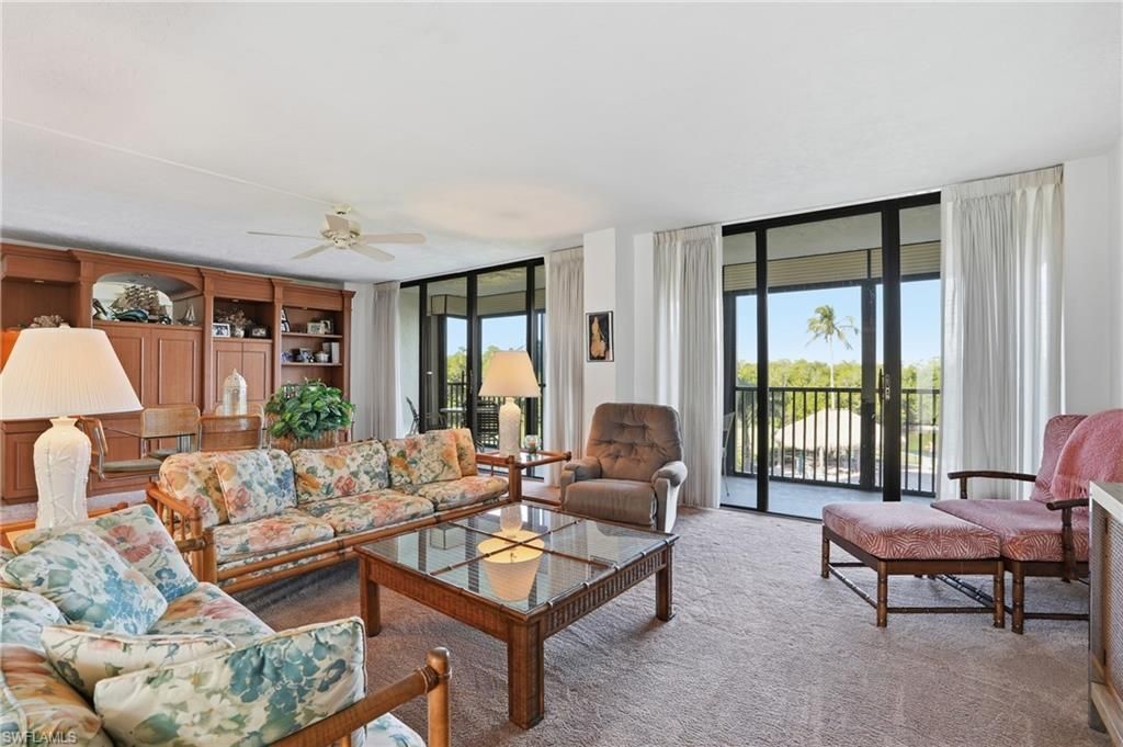 11 Bluebill Ave, Unit 203, Naples, FL 34108 Photo