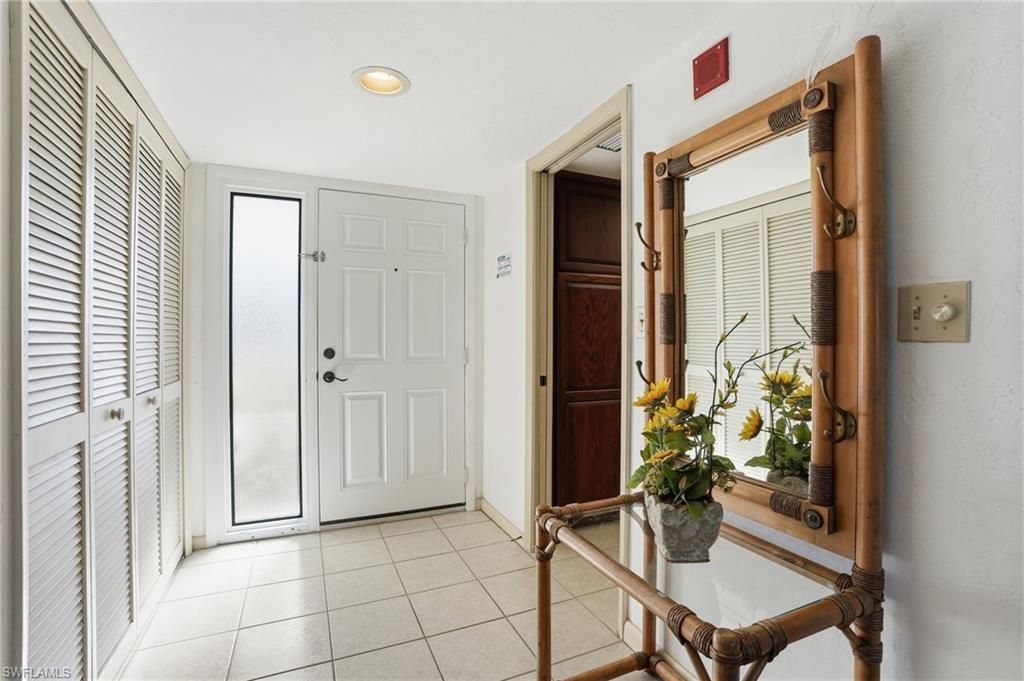 11 Bluebill Ave, Unit 203, Naples, FL 34108 Photo