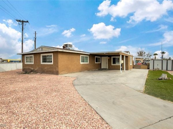 3136 Crawford Street, North Las Vegas, NV 89030