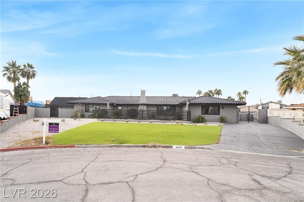 4501 Woodcrest Road, Las Vegas, NV 89121