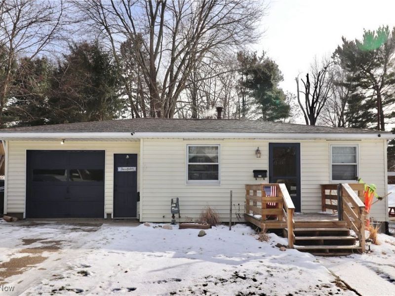 132 E Sunset Drive, Rittman, OH 44270 Photo 1