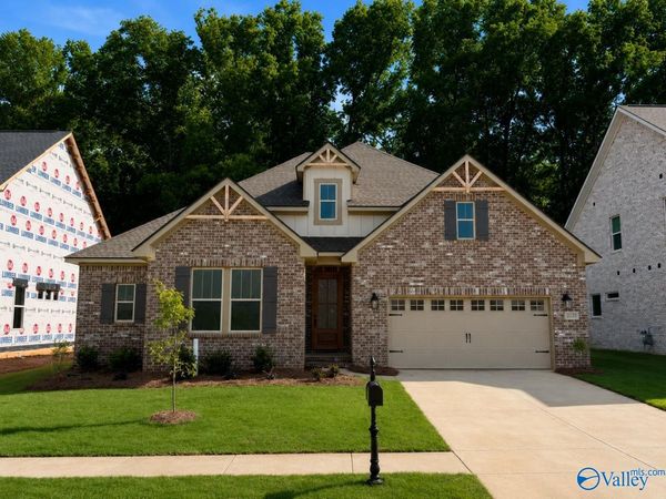 2115 Bloomfell Bend, Huntsville, AL 35802