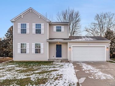 508 Emerald Glen Drive, Manchester Vlg, MI 48158