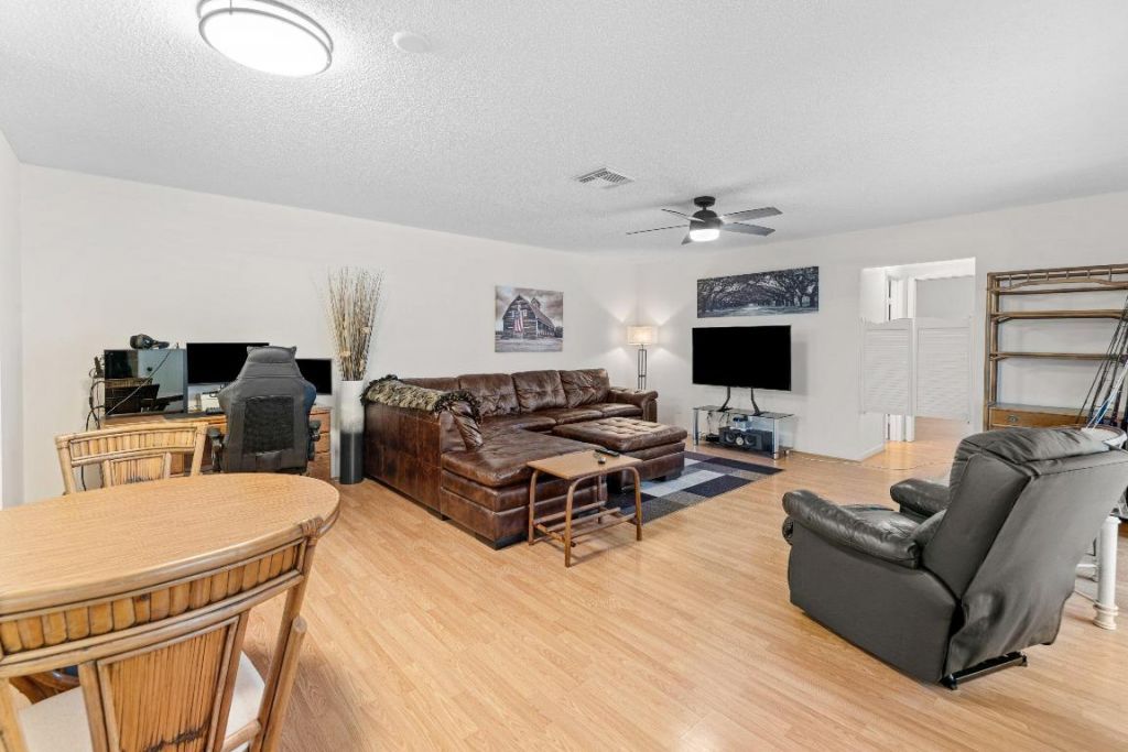 114 Bent Arrow Drive, Unit C, Jupiter, FL 33458 Photo