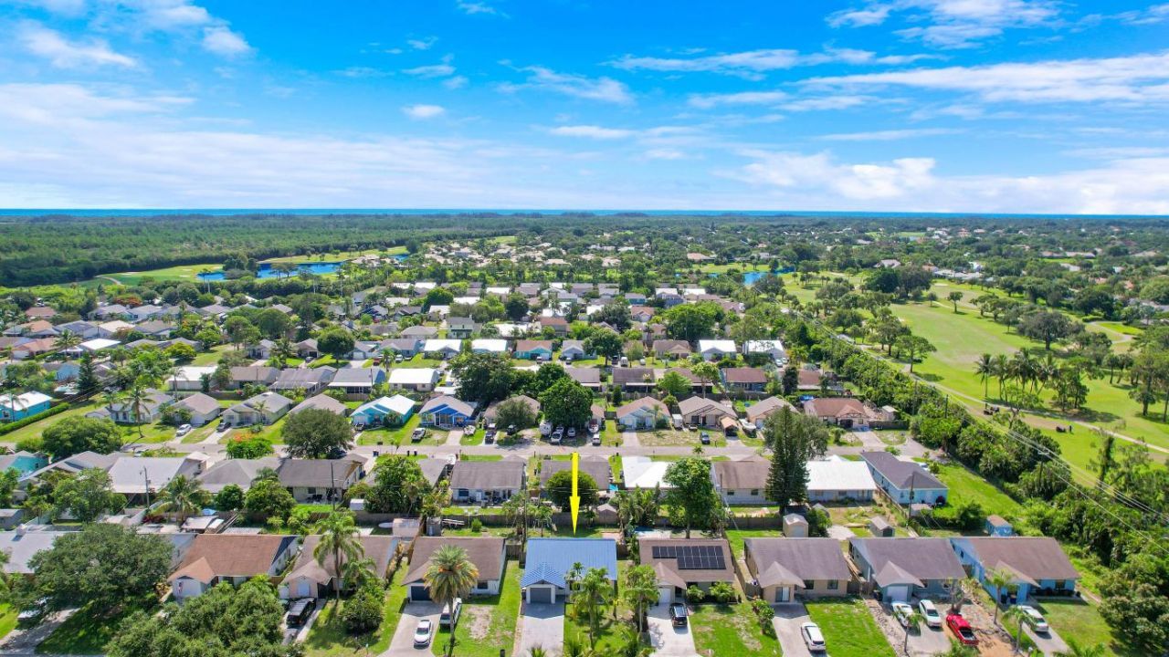 5929 SE Collins Avenue, Stuart, FL 34997 Photo
