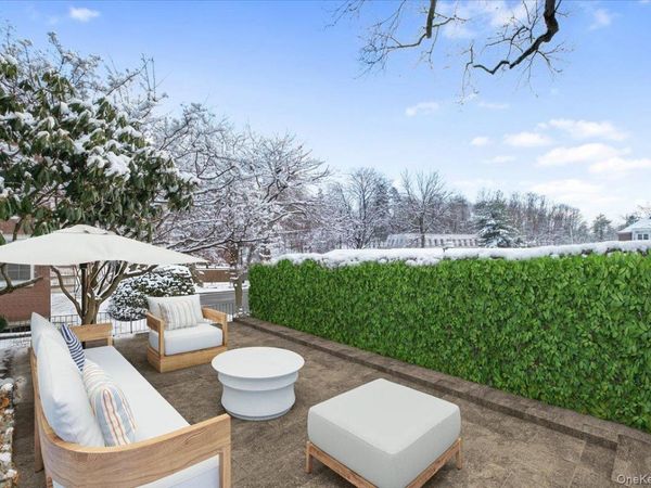 5 Campus Place, Unit TR, Scarsdale, NY 10583