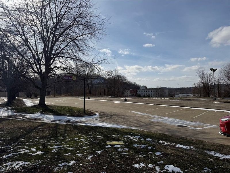 1200 W High Avenue, New Philadelphia, OH 44663 Photo 1