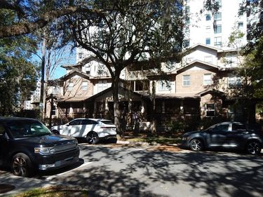 1220 SW 1ST AVENUE, Unit 305, GAINESVILLE, FL 32601