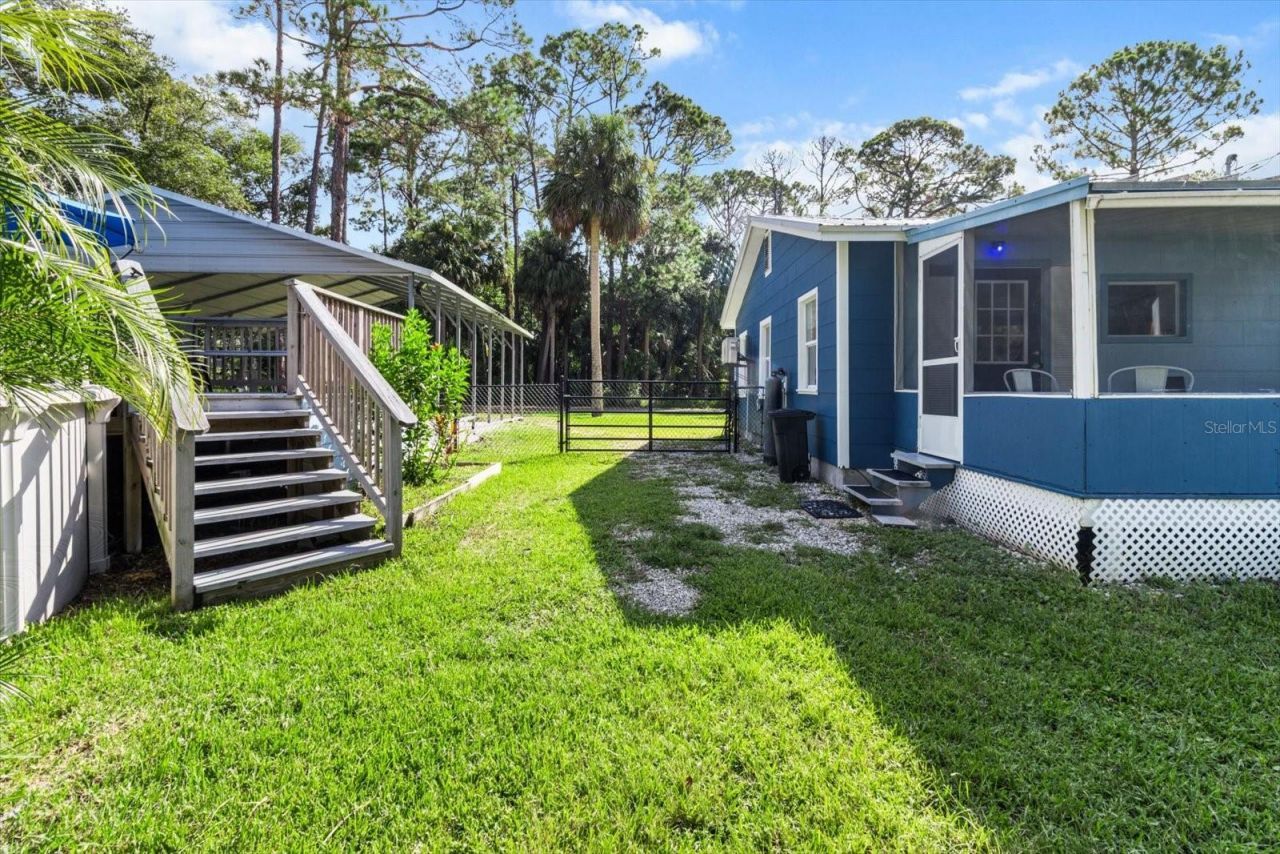 7 65th Street, Yankeetown, FL 34498 Photo