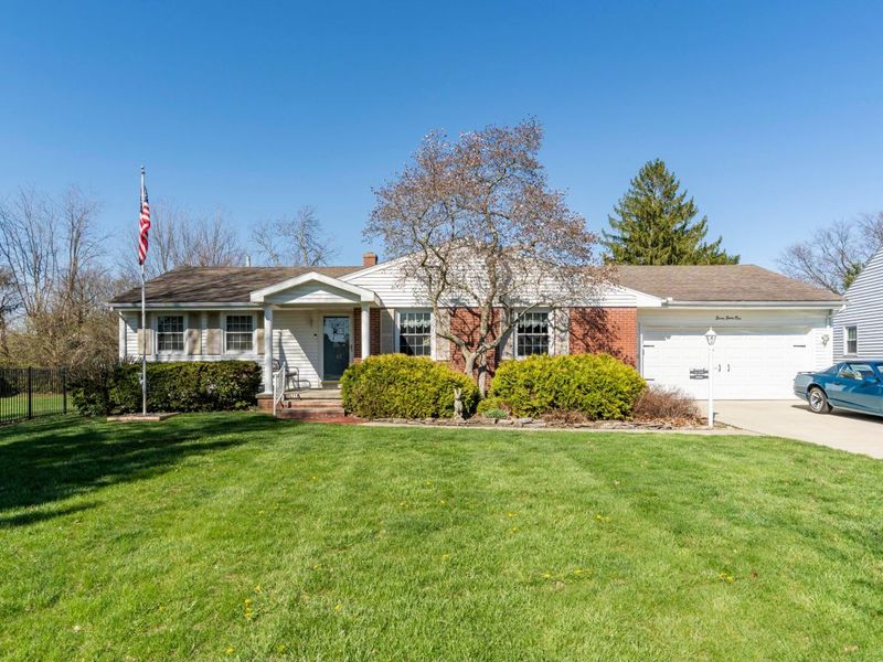 742 Fairway Drive, Washington Court House, OH 43160 Photo 1