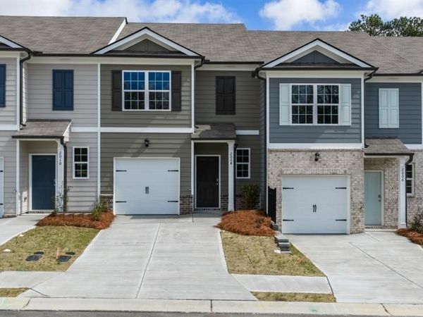 2008 Roseleigh Drive, Douglasville, GA 30134