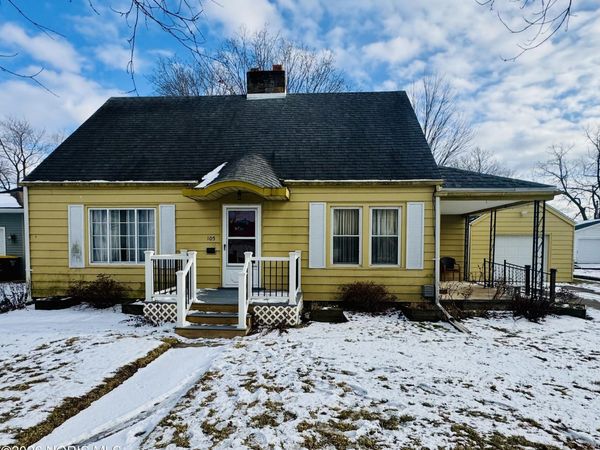 105 W Edgerton Street, Hicksville, OH 43526