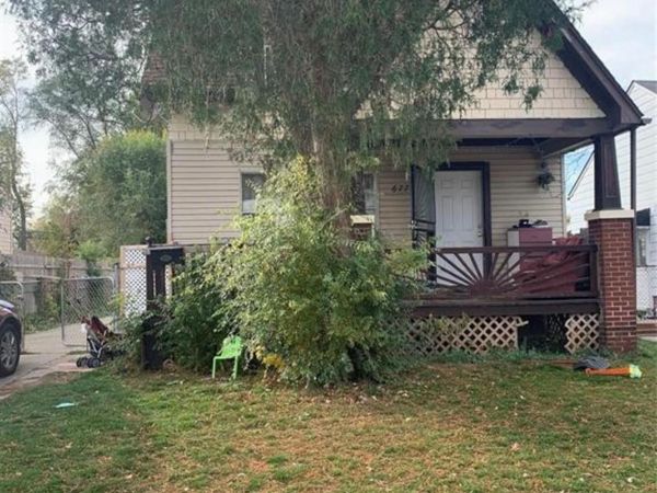 6775 Winthrop Street, Detroit, MI 48228