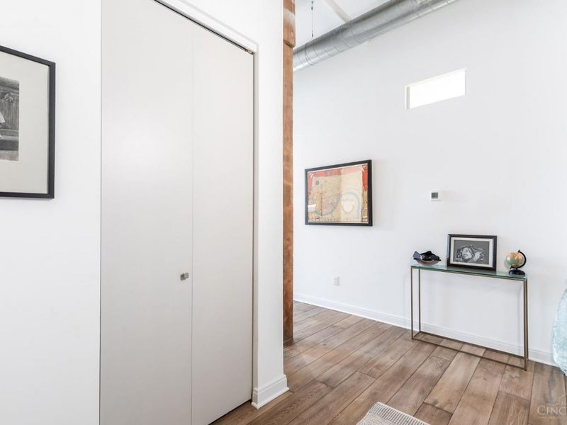 813 Broadway Street, Unit 102, Cincinnati, OH 45202 Photo 3