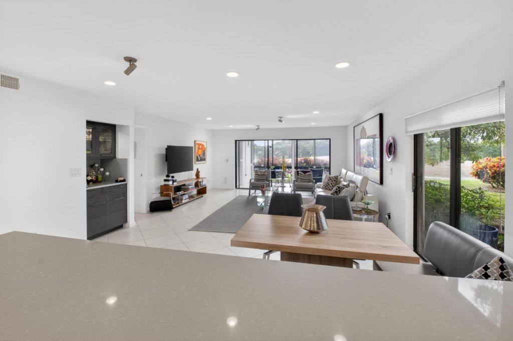 33 Westgate Lane, Unit C, Boynton Beach, FL 33436 Photo